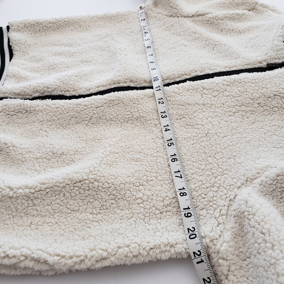 Venus Sherpa Bomber Jacket - Picture 7 of 9